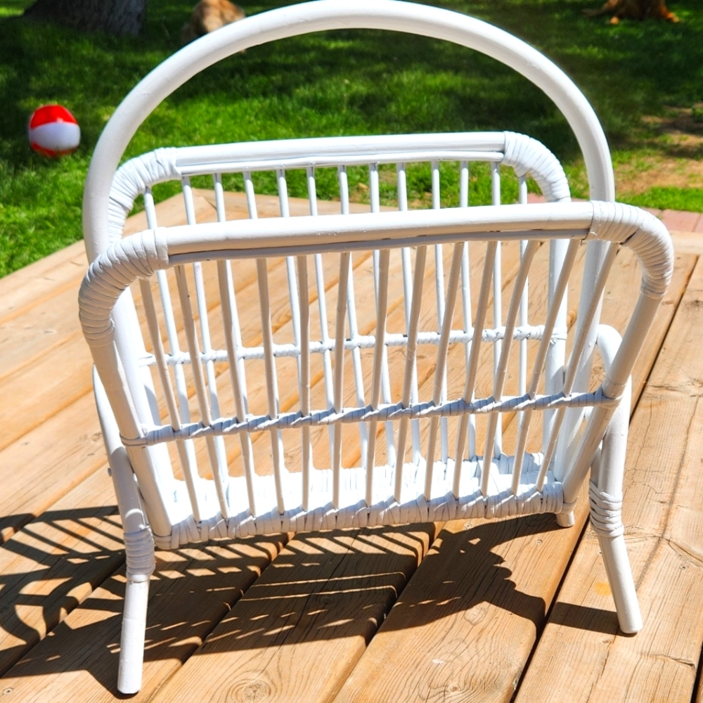 Boho Vintage Wicker Magazine Rack - Picture 3 of 13